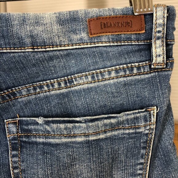 Blank NYC Intro Distressed High Low‎ Raw Hem Denim Jeans Sz 28 - Picture 9 of 11